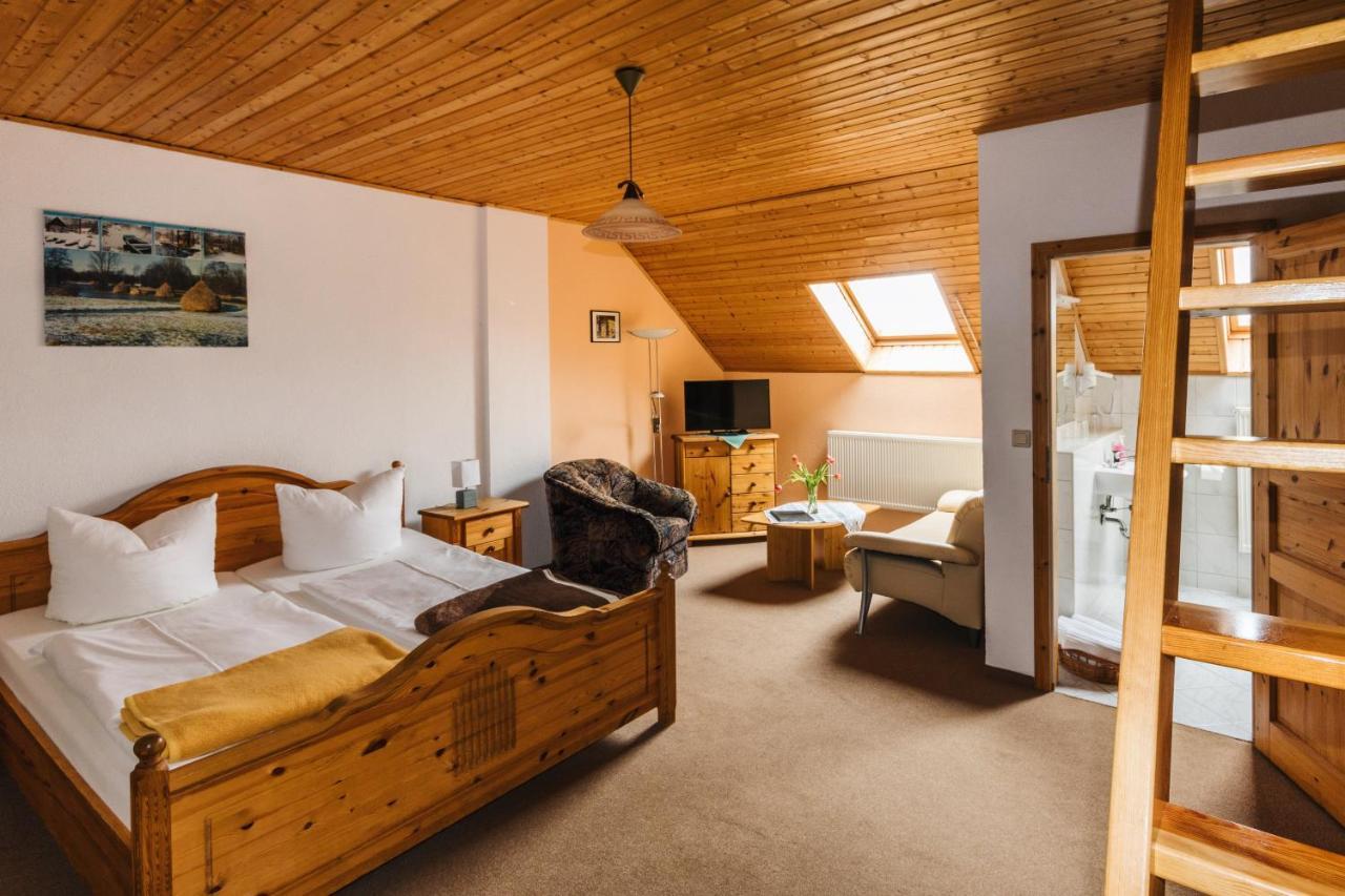Landgasthof Zur Wildbahn Бург Екстериор снимка