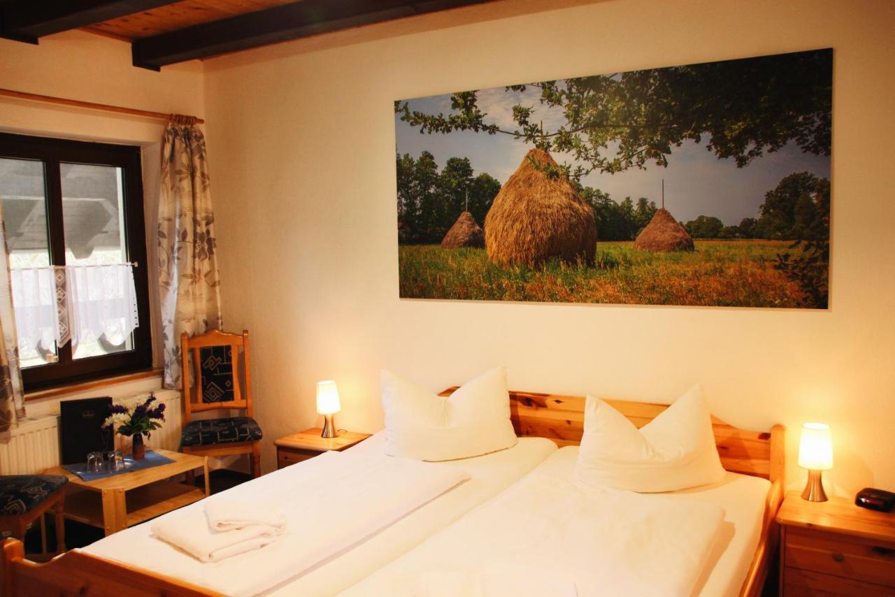 Landgasthof Zur Wildbahn Бург Екстериор снимка